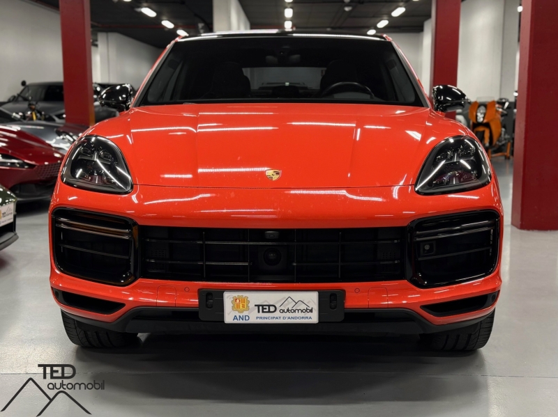 Porsche Cayenne Turbo Coupé Akrapovic + Ceramic Brakes 550cv