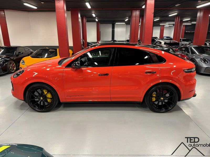 Porsche Cayenne Turbo Coupé Akrapovic + Ceramic Brakes 550cv