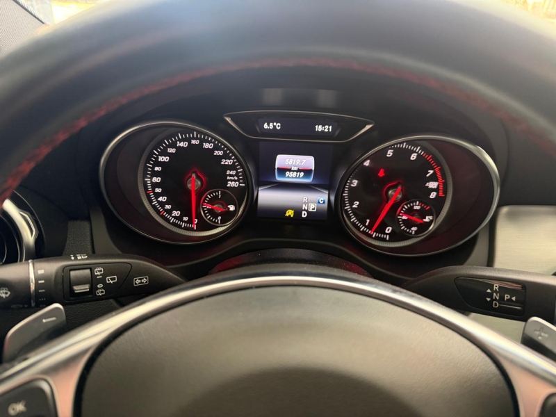 MERCEDES-BENZ GLA 250 4MATIC 7G-TRONIC AMG