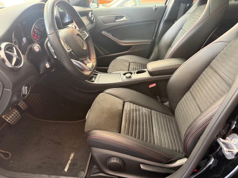 MERCEDES-BENZ GLA 250 4MATIC 7G-TRONIC AMG