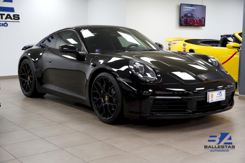 PORSCHE 911 992 RACE