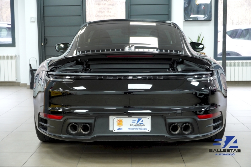 PORSCHE 911 992 RACE