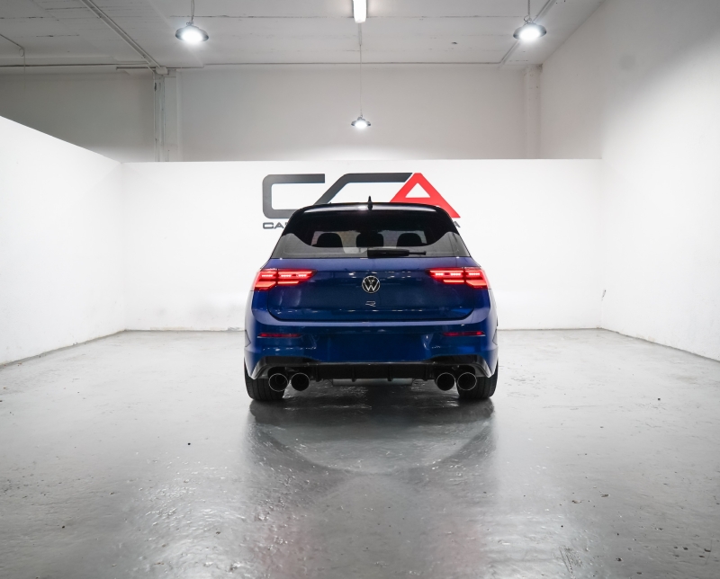 VOLKSWAGEN GOLF R PERFORMANCE