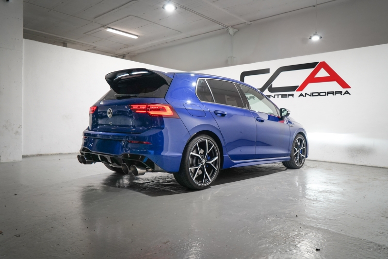 VOLKSWAGEN GOLF R PERFORMANCE