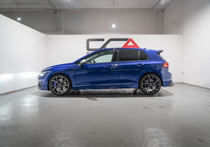 VOLKSWAGEN GOLF R PERFORMANCE
