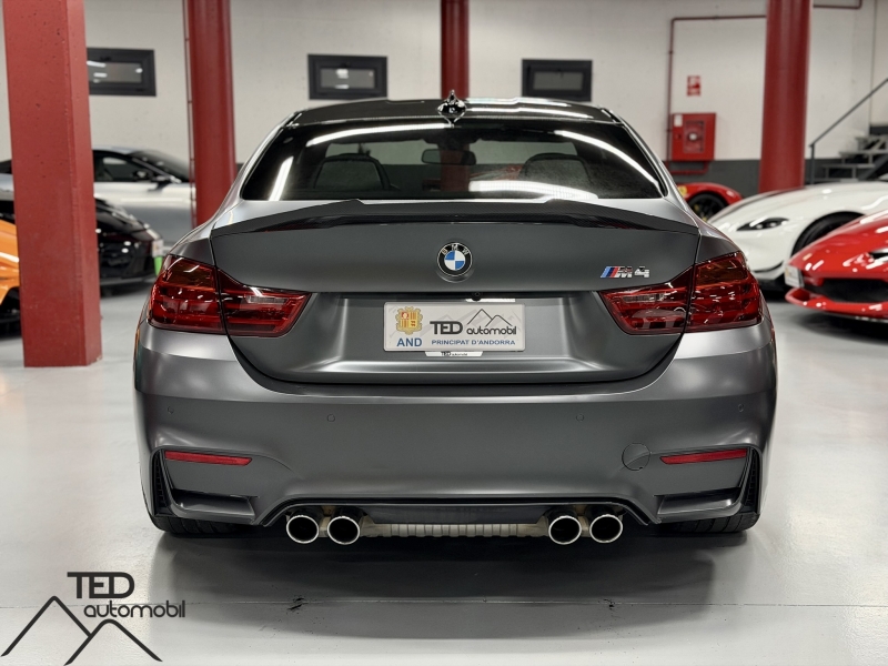 BMW M4 DKG 431cv Carbon