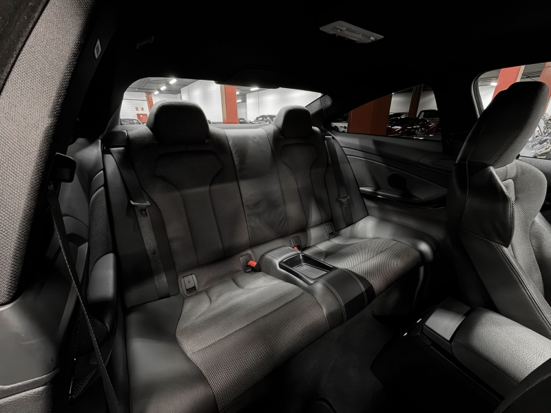 BMW M4 DKG 431cv Carbon
