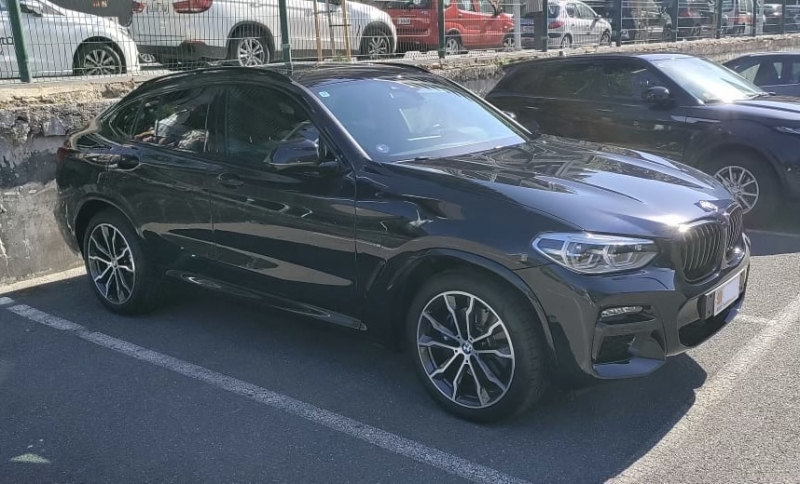 BMW X4 M40i