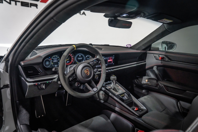 PORSCHE 911 992 GT3 RS