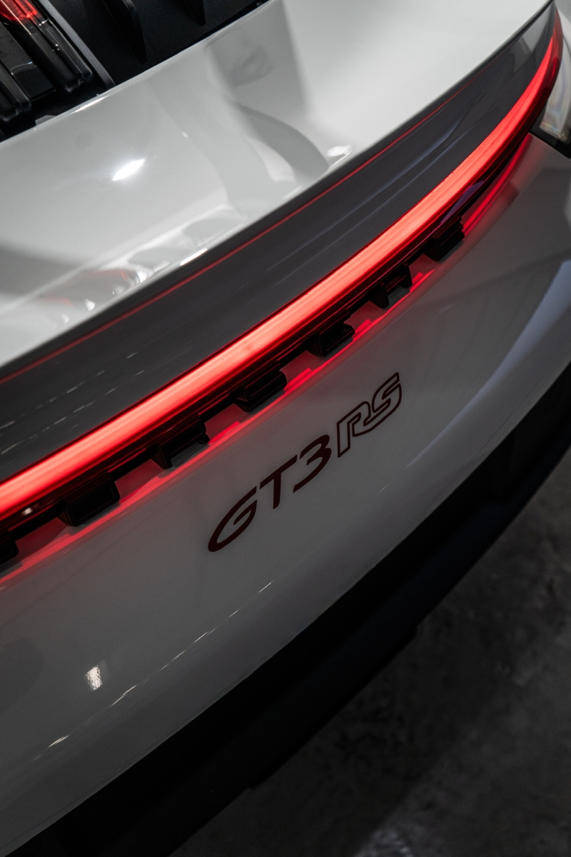 PORSCHE 911 992 GT3 RS