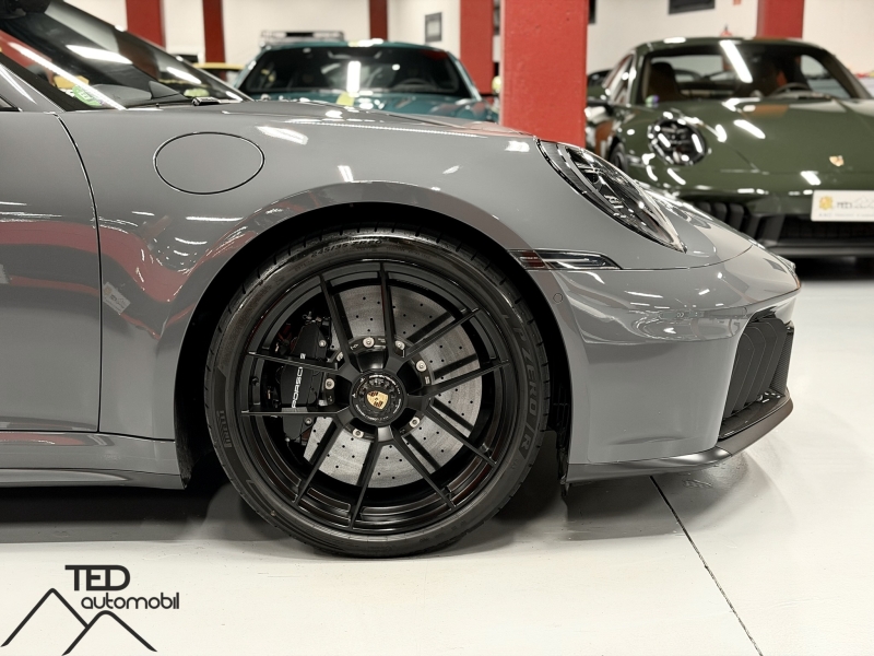 Porsche 911 992.2 Targa 4 GTS 541cv Carbon Ceramics