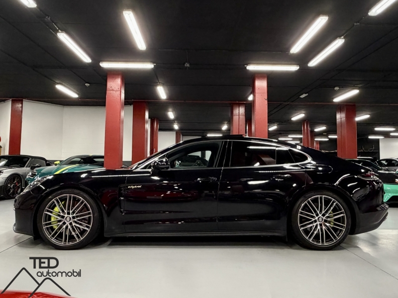 Porsche Panamera 4S 560cv