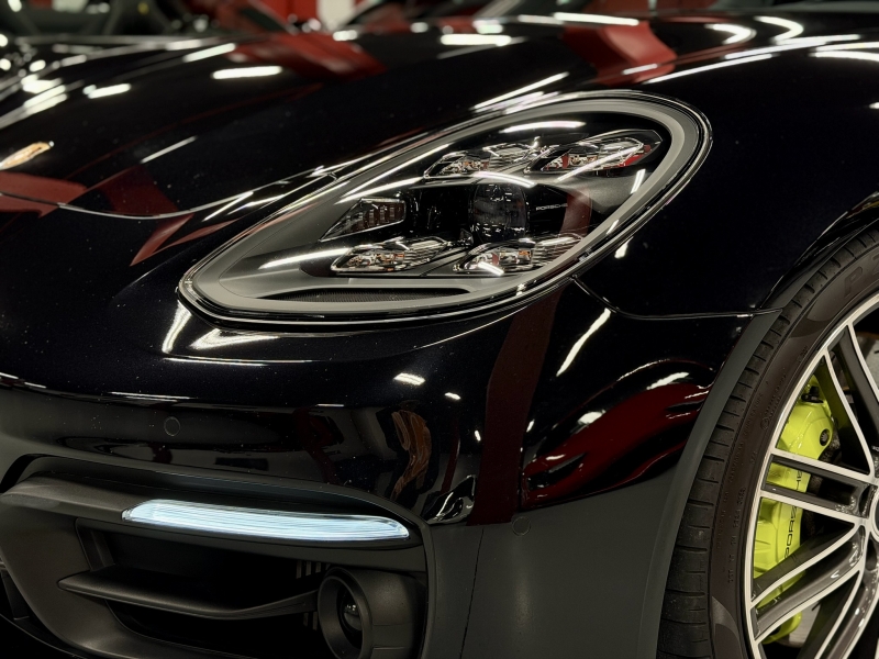 Porsche Panamera 4S 560cv
