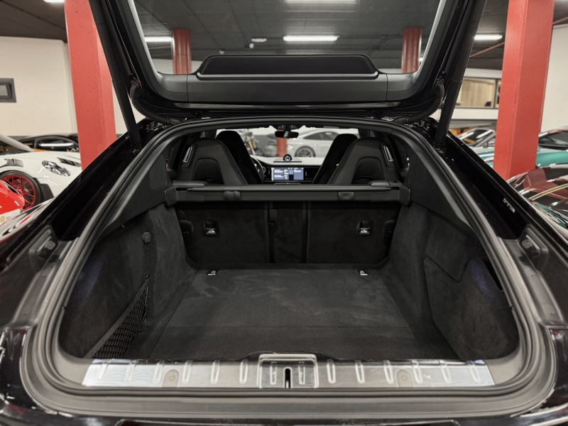 Porsche Panamera 4S 560cv