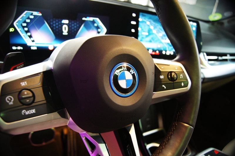 BMW iX2 XDRIVE 30 306CV * 100% ELECTRIC *