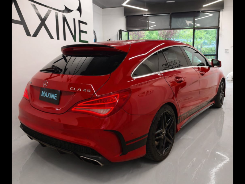 MERCEDES CLA 45 AMG