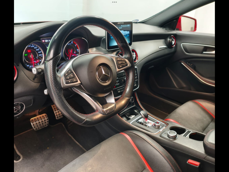 MERCEDES CLA 45 AMG