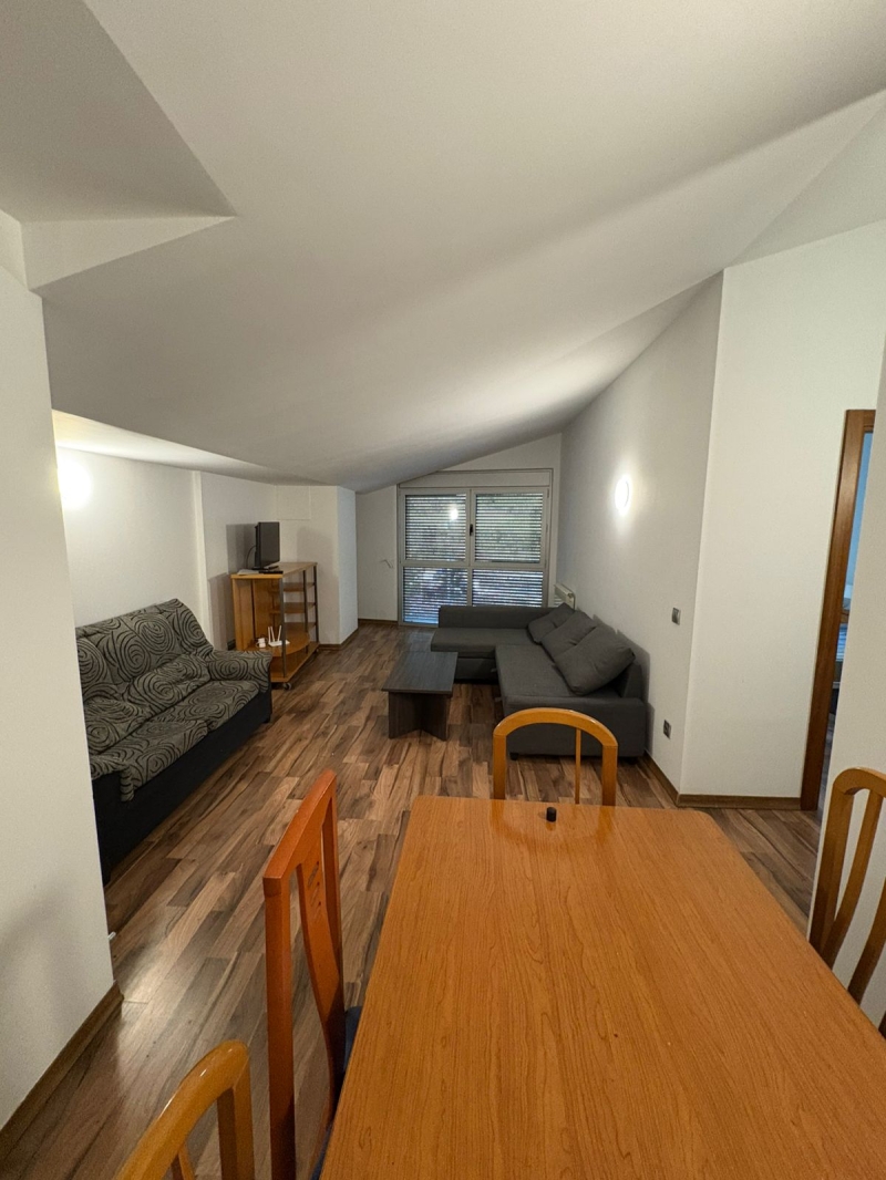 FLAT FOR RENT IN ENCAMP