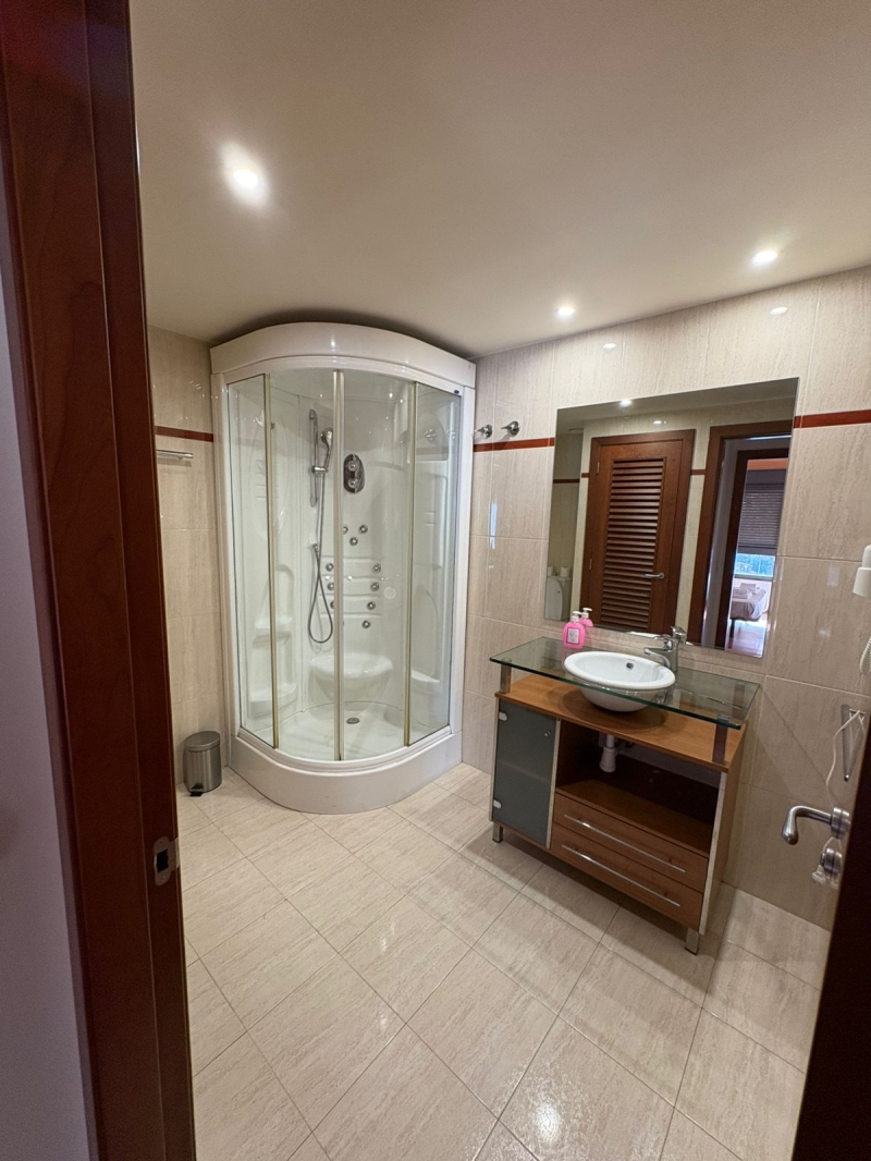 FLAT FOR RENT IN ENCAMP