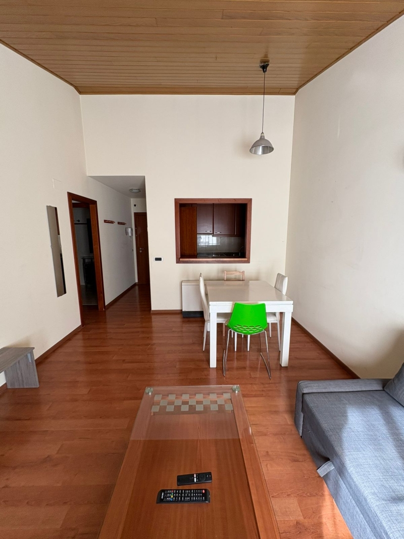 FLAT FOR RENT IN ENCAMP
