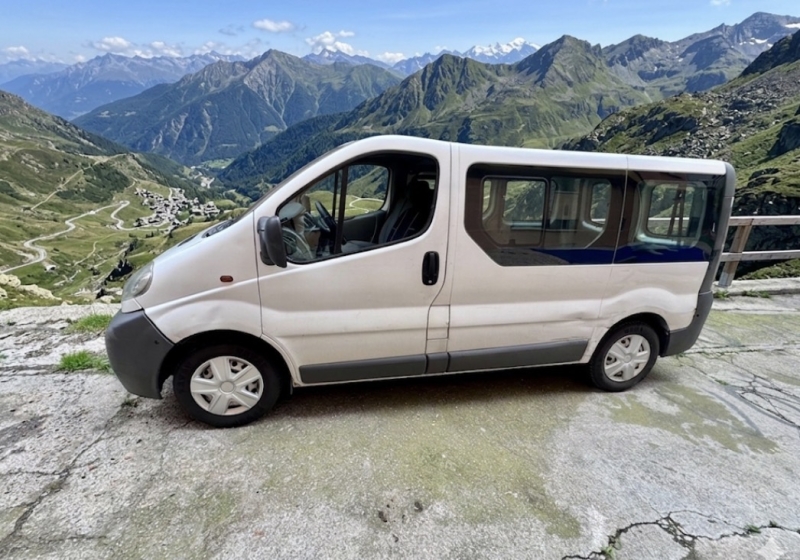 OPEL VIVARO DIESEL