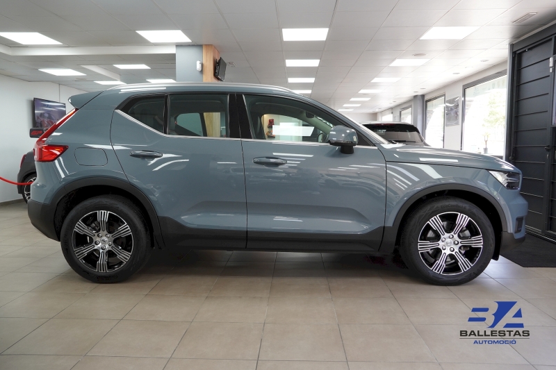 VOLVO XC40 B4 197CV AWD REGISTRATION