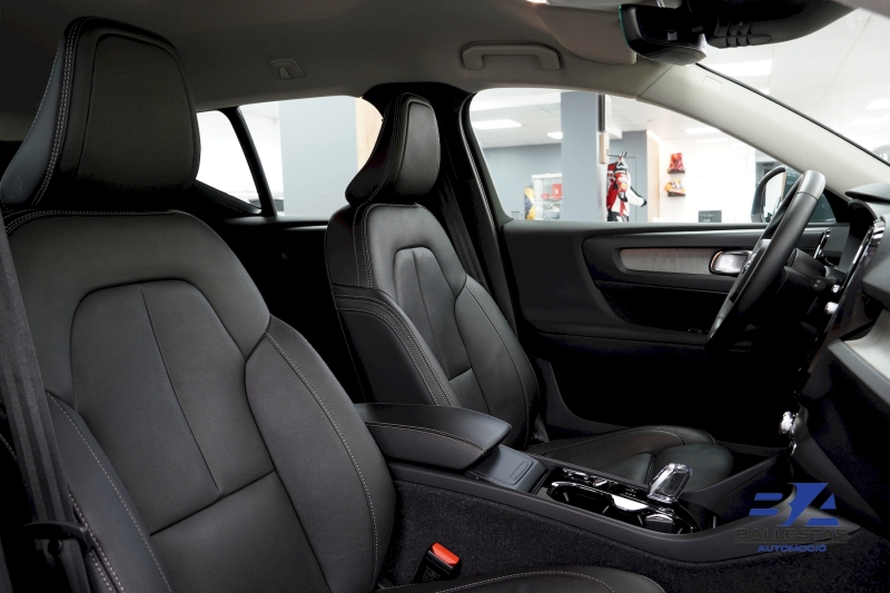 VOLVO XC40 B4 197CV AWD REGISTRATION