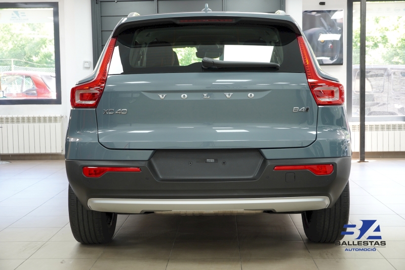 VOLVO XC40 B4 197CV AWD REGISTRATION