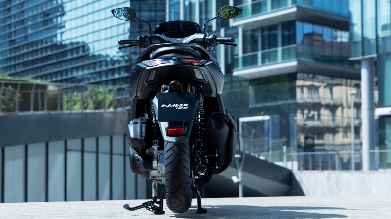 YAMAHA NMAX 125