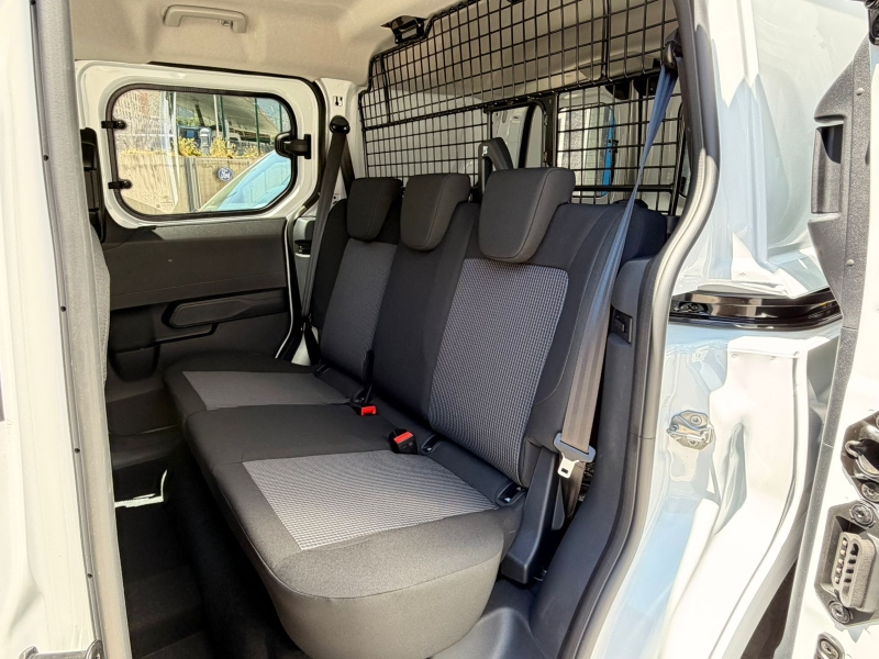 Ford Transit Courier Doble Cabina Trend Van 1.0 EcoBoost 100cv M6 FWD