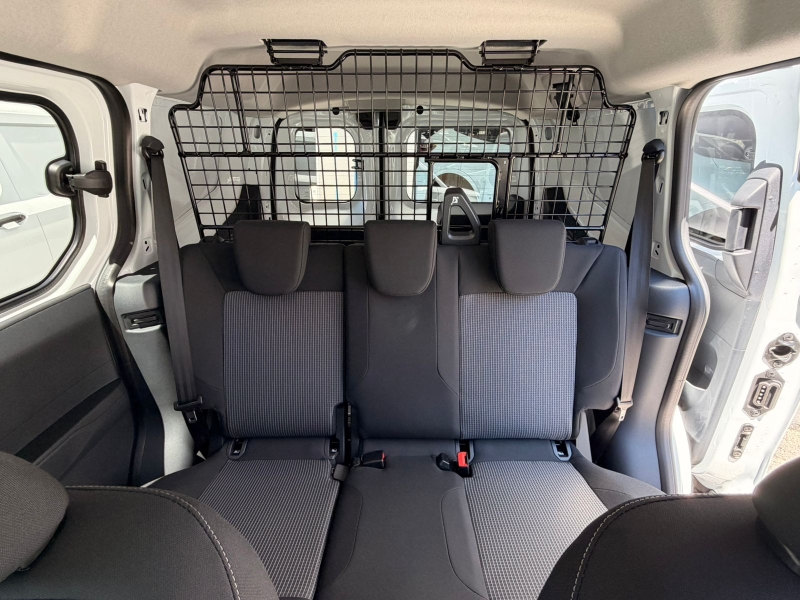 Ford Transit Courier Doble Cabina Trend Van 1.0 EcoBoost 100cv M6 FWD