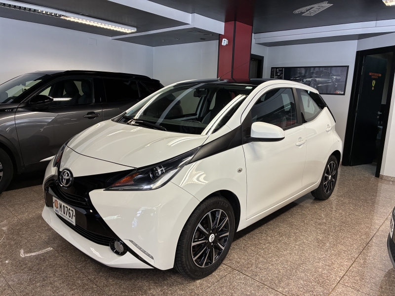 TOYOTA AIGO 1.0 VVT-I