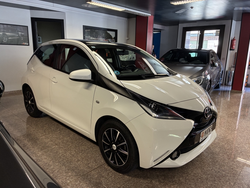 TOYOTA AIGO 1.0 VVT-I
