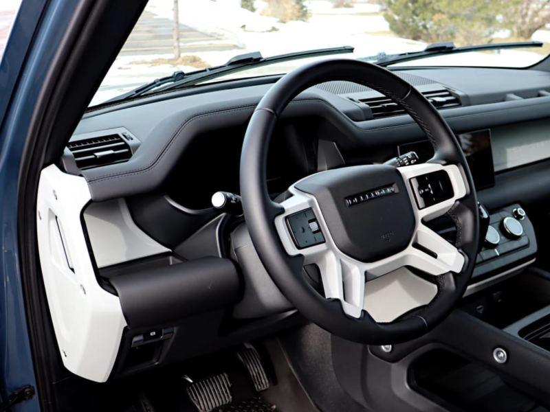 LAND ROVER DEFENDER