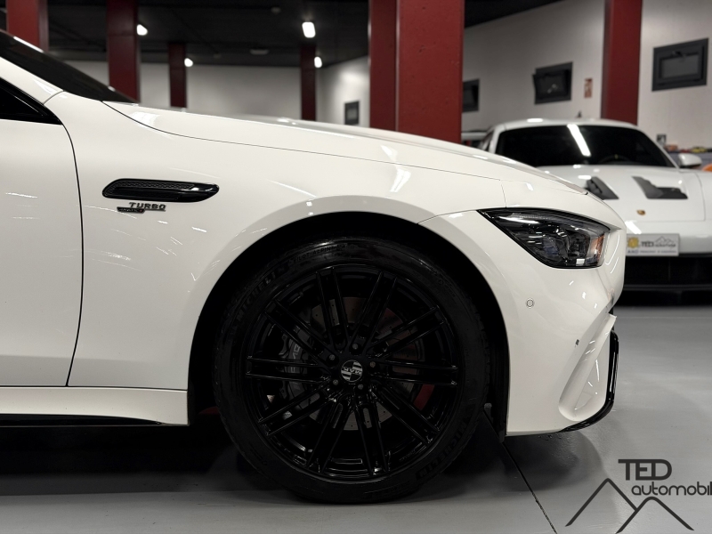 Mercedes AMG GT43 Coupé 4Matic+ 367cv