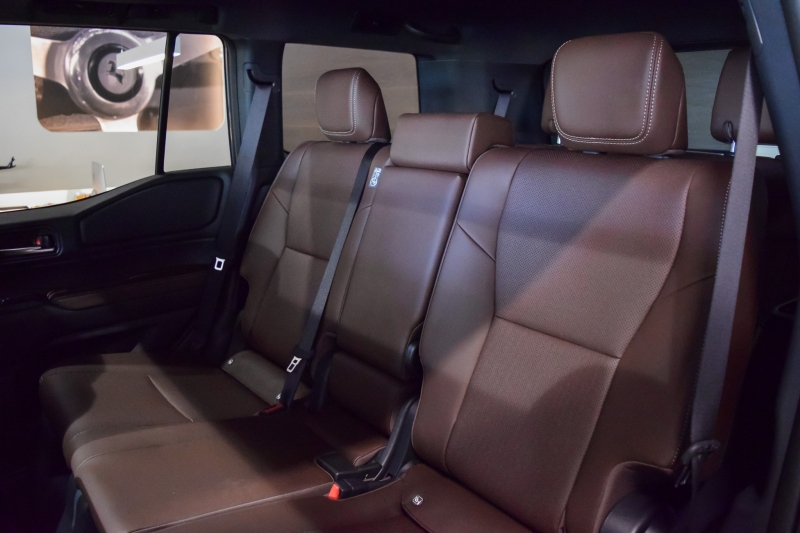 NEW TOYOTA LAND CRUISER 250 VX
