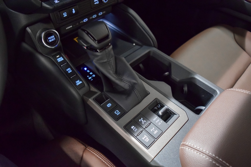 NEW TOYOTA LAND CRUISER 250 VX