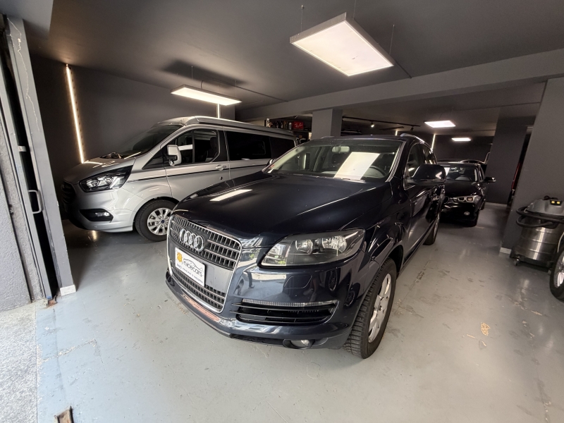 Audi Q7 3.0 V6 TDI Quattro 233cv