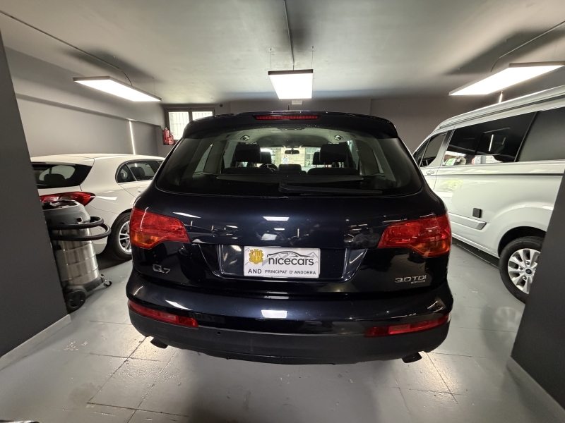 Audi Q7 3.0 V6 TDI Quattro 233cv