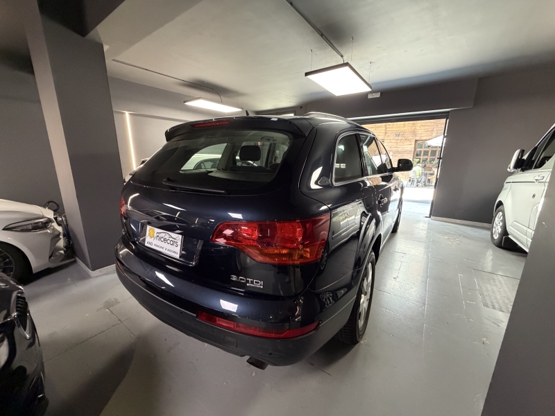 Audi Q7 3.0 V6 TDI Quattro 233cv