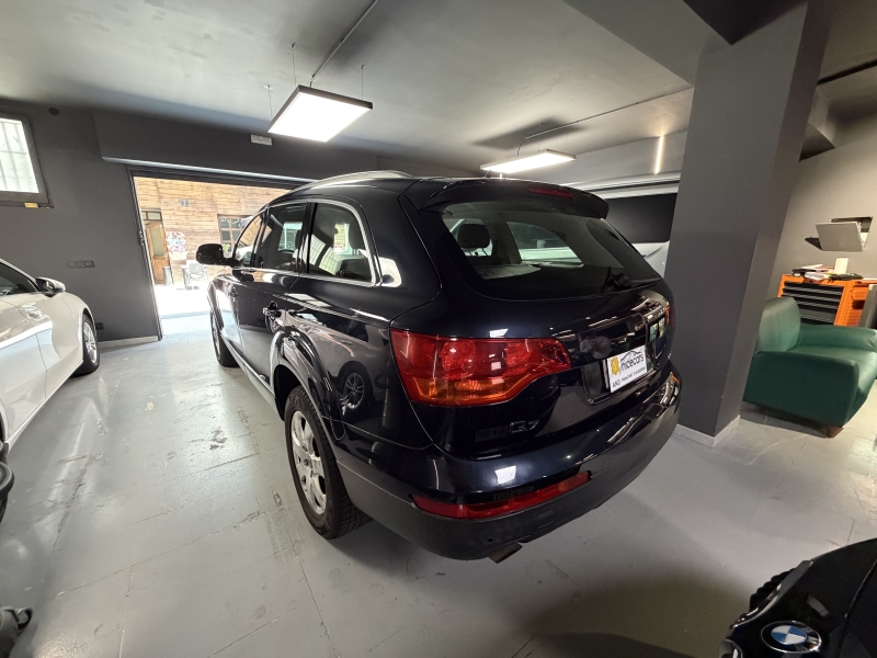 Audi Q7 3.0 V6 TDI Quattro 233cv