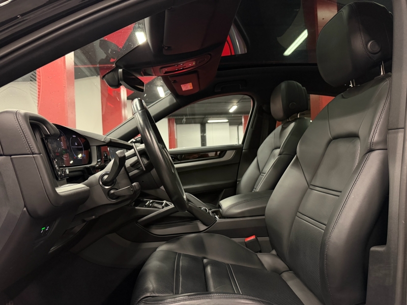Porsche Cayenne Coupe E-Hybrid 470cv