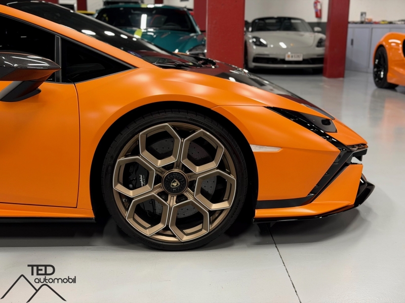Lamborghini Huracan Tecnica RWD 640cv