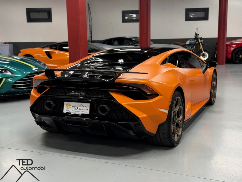 Lamborghini Huracan Tecnica RWD 640cv