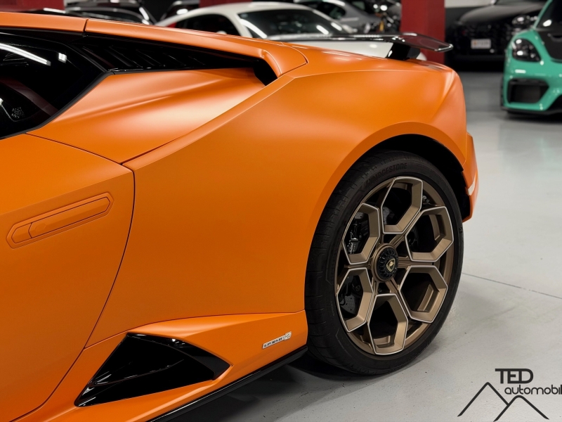 Lamborghini Huracan Tecnica RWD 640cv