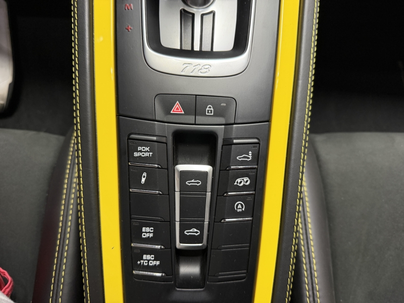 Porsche 718 Spyder PDK 420cv