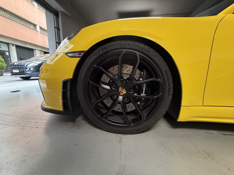 Porsche 718 Spyder PDK 420cv