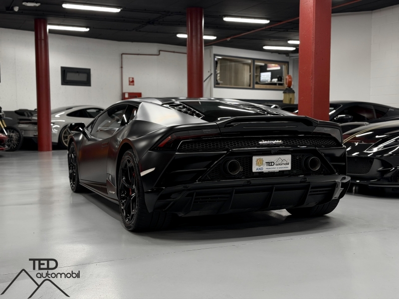 Lamborghini Huracan Evo LP640-4