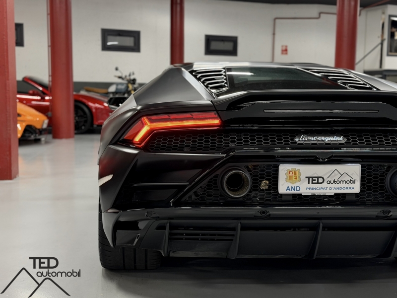 Lamborghini Huracan Evo LP640-4