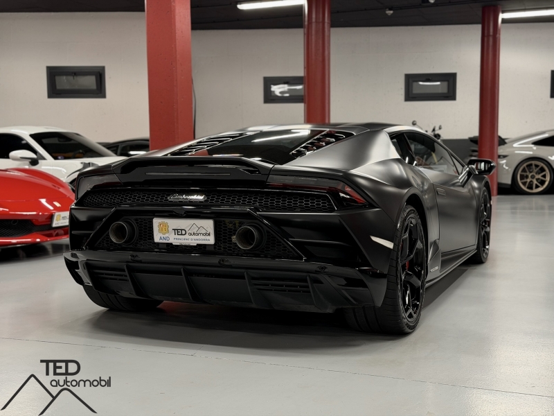 Lamborghini Huracan Evo LP640-4
